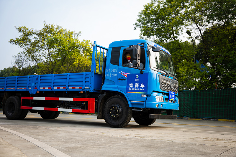 #小通帶你看大賽 緊張？刺激？賽前練兵第2天，記者跟隨裁判組長(zhǎng)上車(chē)體驗(yàn)了一把選手視角，一起來(lái)看看吧