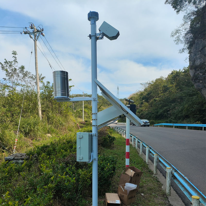 ??路面狀況檢測(cè)儀——路面的“光譜密碼”